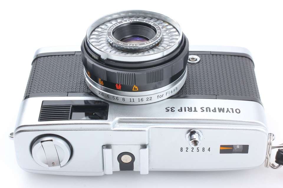 [MINT]Olympus Trip 35 40mm F2.8 Point & Shoot 35mm Red Flag OK Film