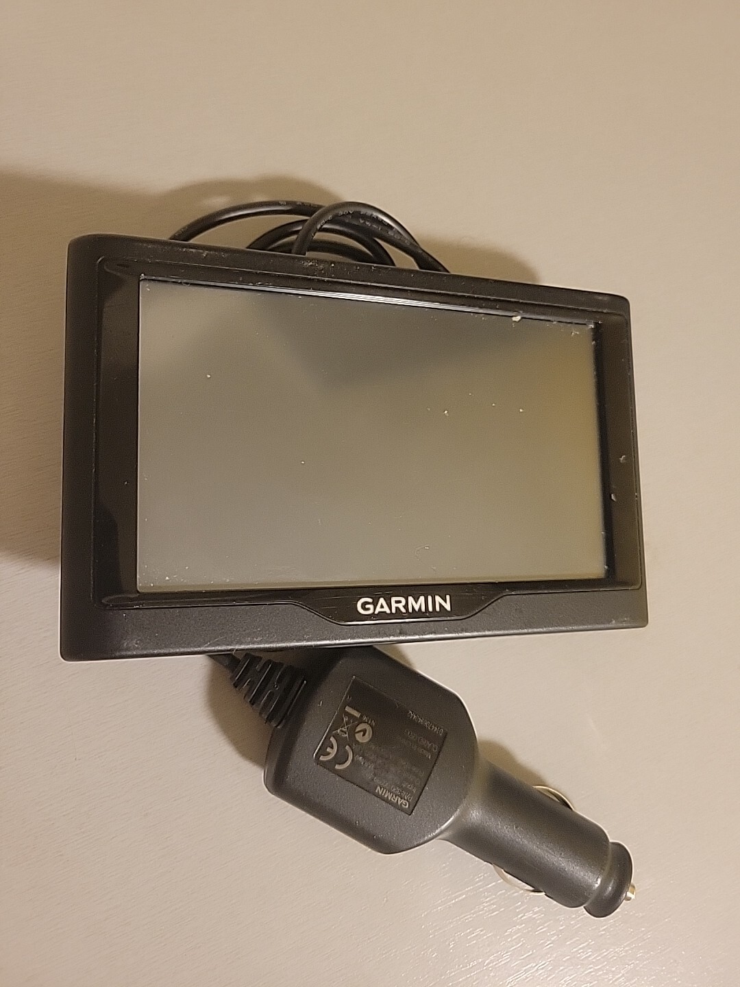Garmin nuvi 58LM GPS Navigator with Lifetime Maps in Black and Gray-image