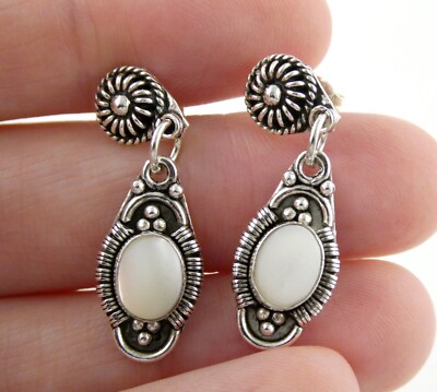GAZ Designer Sterling Silver Mother of Pearl Shell Stud Earrings 6g MOP 1 Inch
