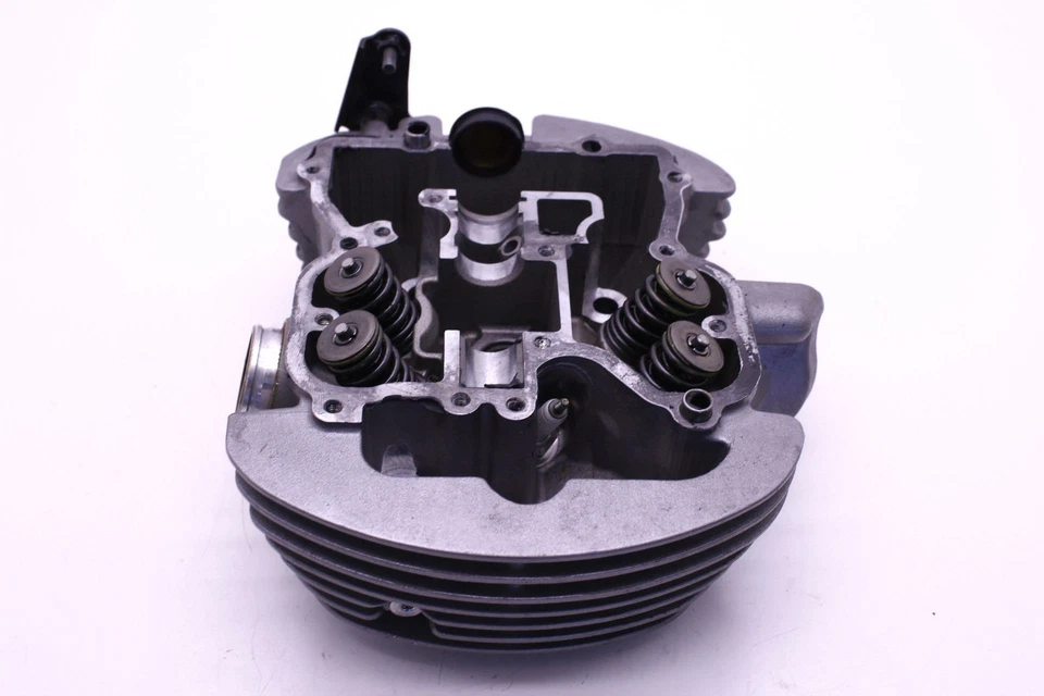 Suzuki Vl800 Boulevard C50 2011 motor culata inferior 11101-39G60 EB2 Foto 2 de 4