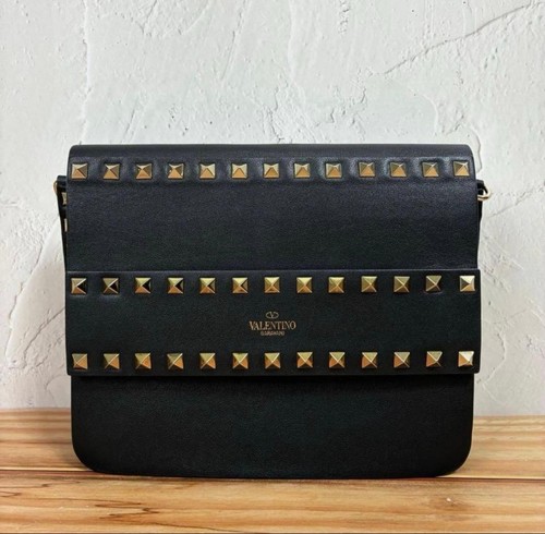 VALENTINO Rockstud Shoulder Bag Black Leather Gold Hardware Crossbody Italy Made