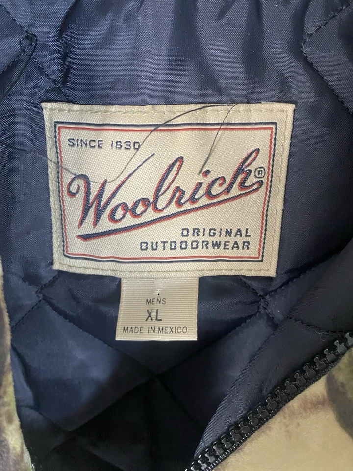 Mens Woolrich Insulated Camo Jacket Size XL Hood Zip Pockets Realtree Hunting - Image 4 of 4