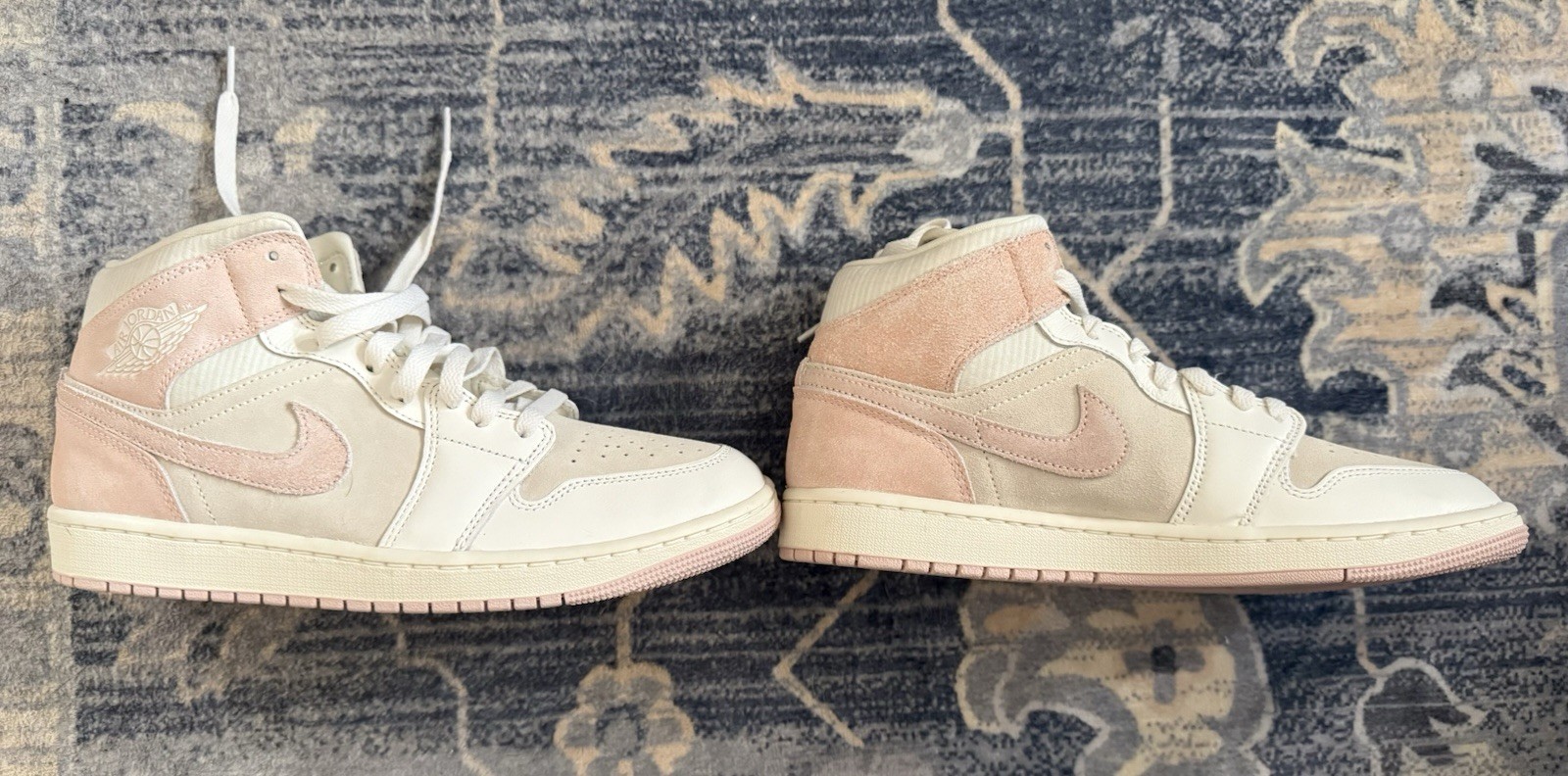 Air Jordan 1 SE Mid Seersucker W Size 10.5 Women’s New no Box thumbnail 2