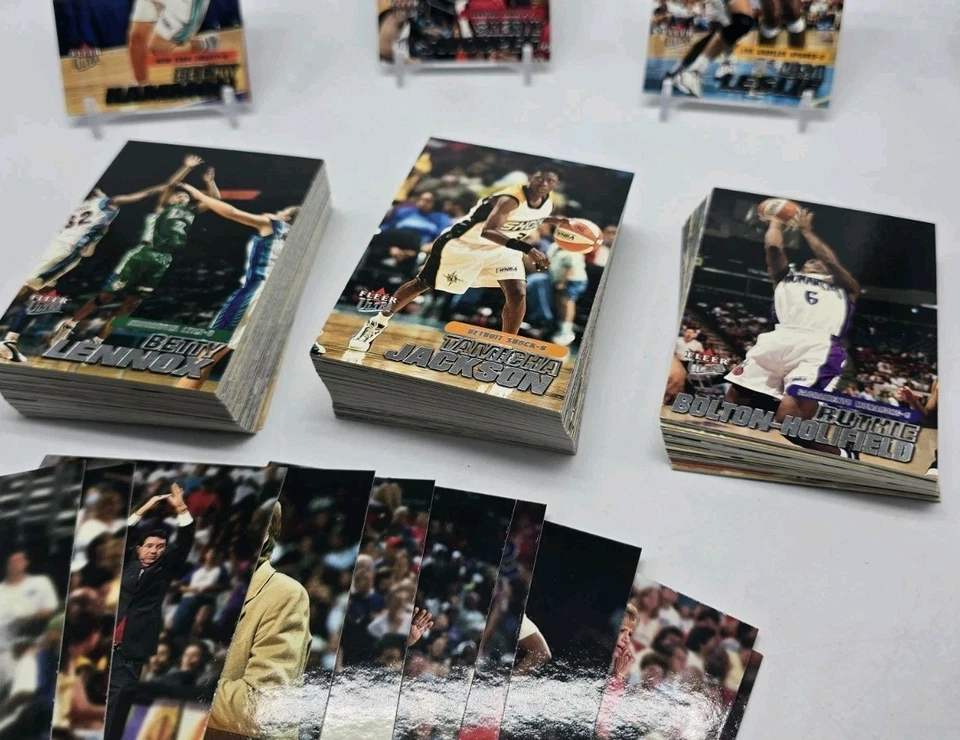 2001 Fleer Ultra WNBA Basketball Basic 123 Card Set (No Chase Rookies 124-150) - Image 4 of 4