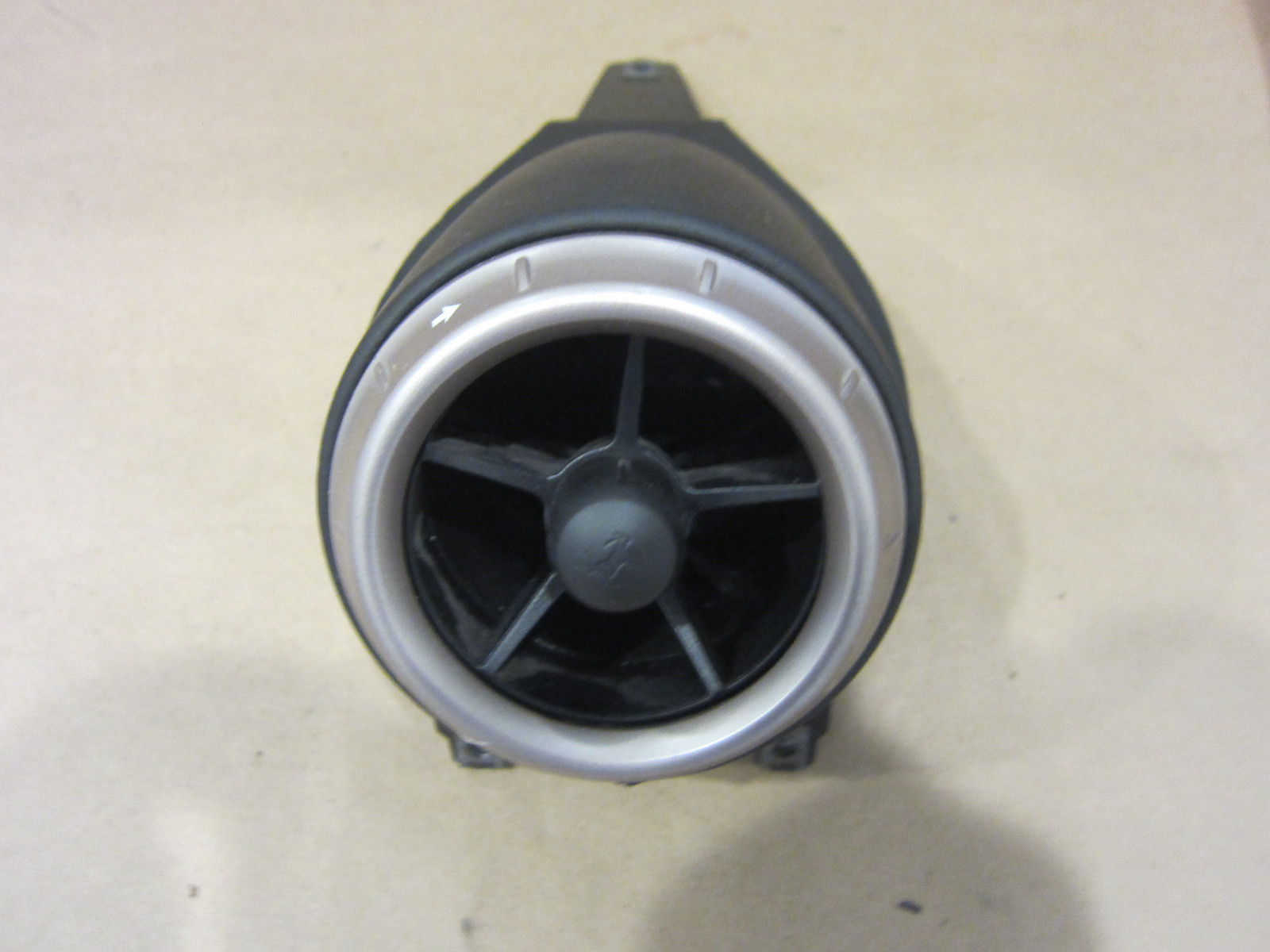 Ferrari California. Side Dash Air Vent Complete. Part# 80802400 & 81986900
