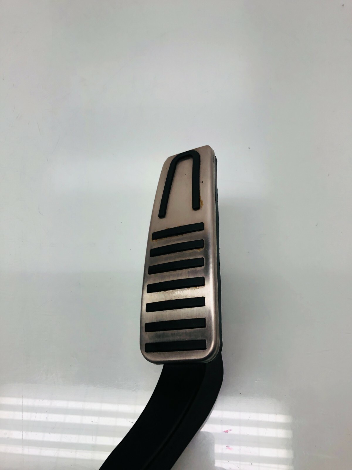 2014 - 2017 Maserati Ghibli Gas Pedal Accelerator OEM 04861714AE