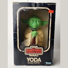 Vintage Kenner 8  Star Wars ESB YODA Hand Puppet Toy MINT IN BOX   BOOKLET 1980