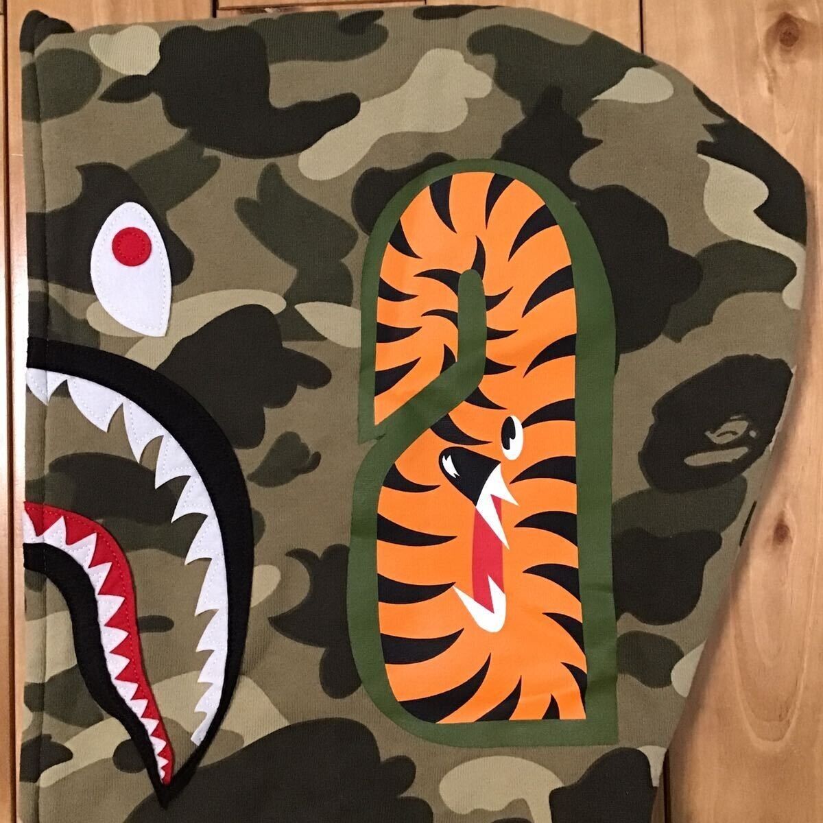 BAPE beige camo Shark full zip hoodie A Bathing Ape Size L BAPE beige camo Shark full zip hoodie A Bathing Ape Size L
