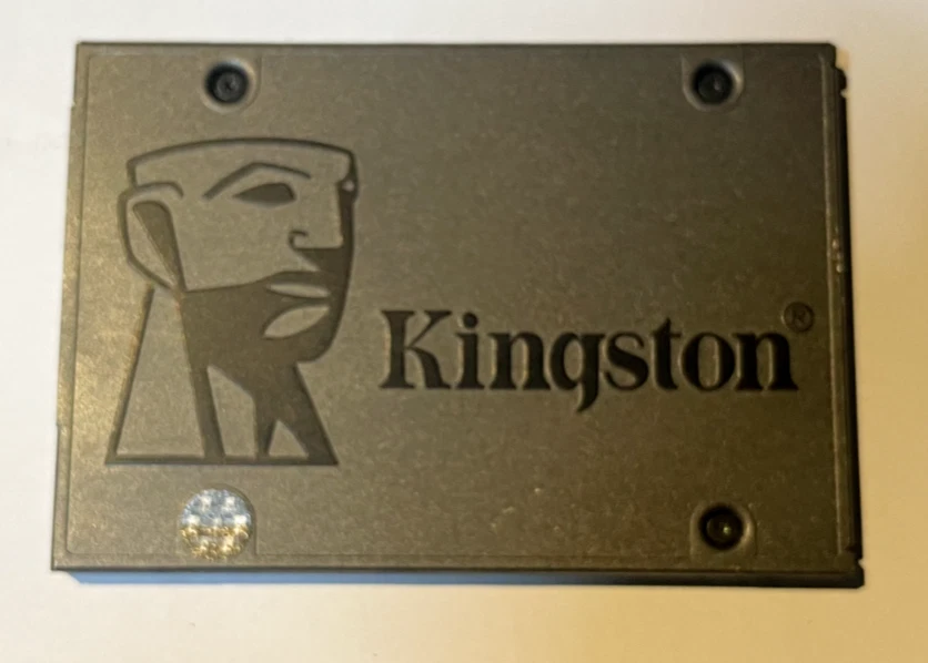 KINGSTON APPLE MACBOOK PRO 240GB 2.5 SSD SOLID STATE DRIVE+OSX LION PLUG & PLAY - Image 3 of 4