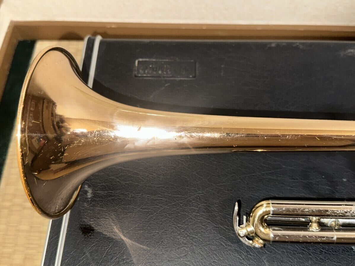 Yamaha YTR-632 Trumpet Vintage musical instrument hard case Yamaha YTR-632 Trumpet Vintage musical instrument hard case