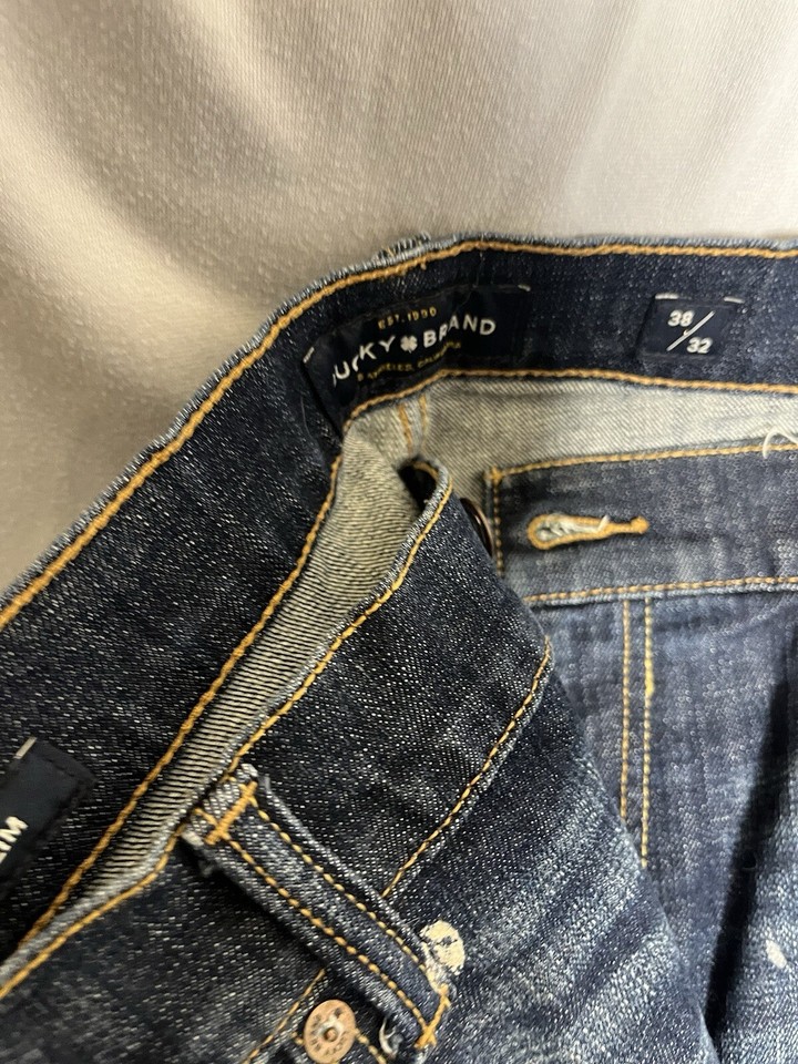 Lucky Brand Jeans Mens 38x32 Blue Denim 410 Athletic Slim Medium Wash