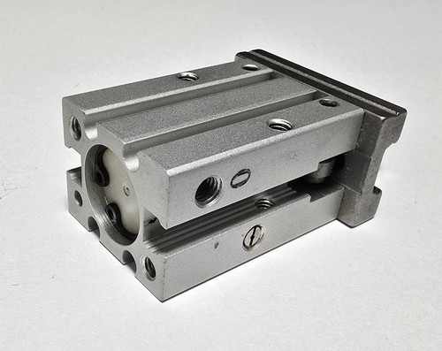 SMC MHZ2-16CN Cylinder Parallel Gripper Single-Acting Normally Closed - Picture 3 of 4