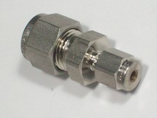 Swagelok Stainless Steel Reducing Union, 3/8" Tube x 1/8" Tube, SS-600-6-2