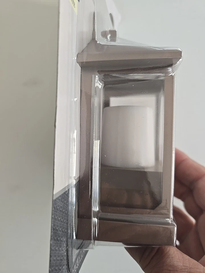 Better Homes & Gardens Linterna LED Luz Nocturna Vela Parpadeante Blanca Suave Foto 2 de 4