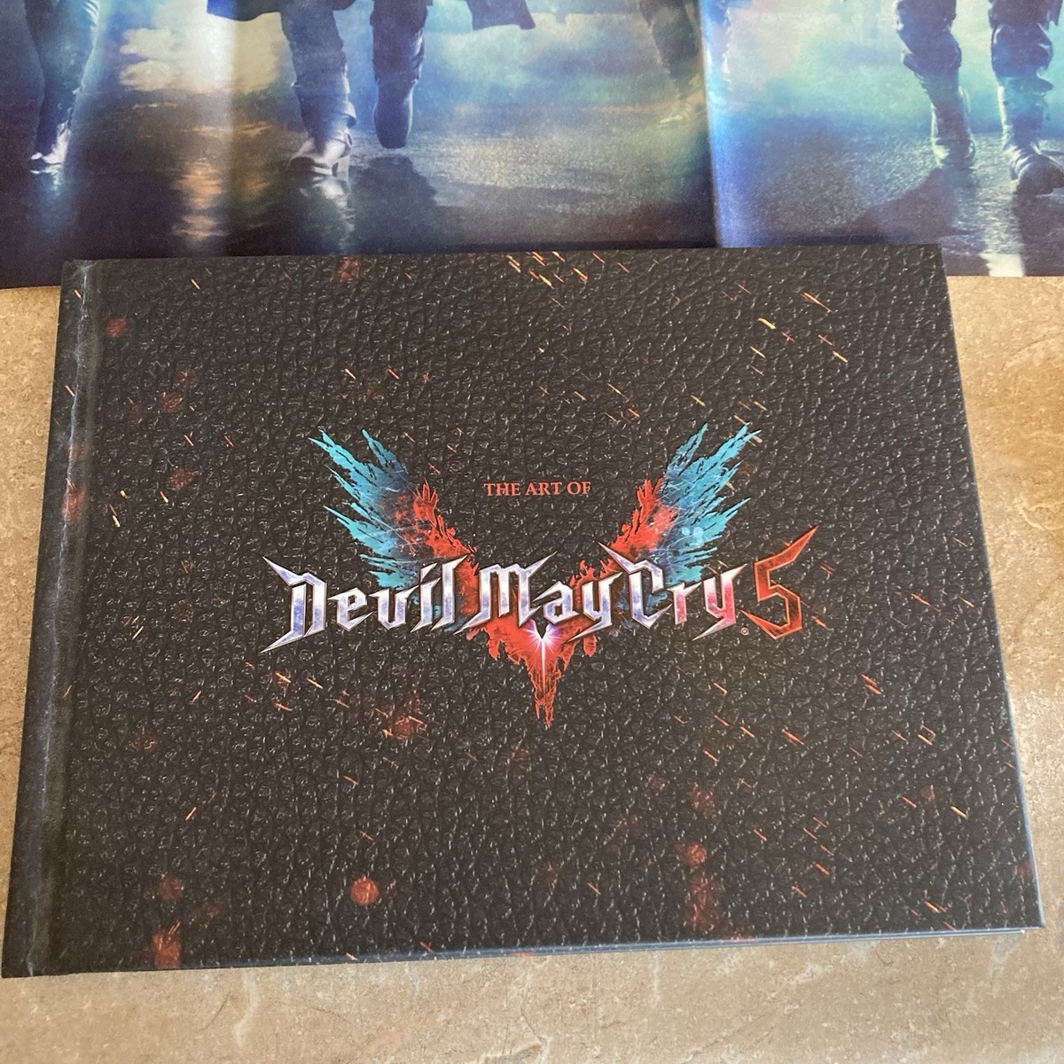 Devil May Cry 5 -- Collector's Edition (Sony PlayStation 4, 2019