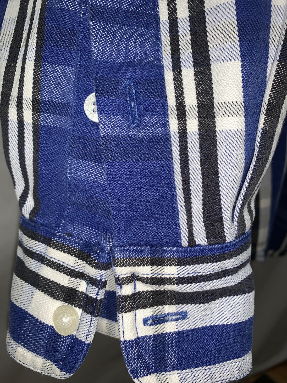 Picture 5 of 6
