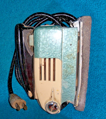 Levigatrice Vintage Syncro, Modello 504 in Scatola Metallo Blu Originale, Funziona! - Foto 4 di 7