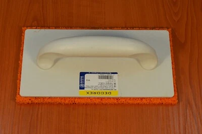 Truelle caoutchouc poreux doux plâtrage poignée en plastique fermée 12x26cm - Photo 1/3