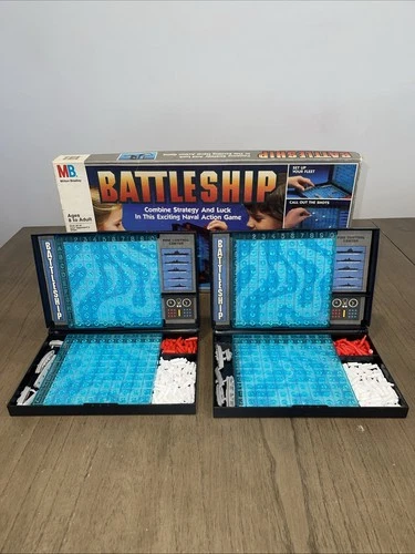 VINTAGE Battleship COMPLETE Milton Bradley 1984 80s War Classic Board Game