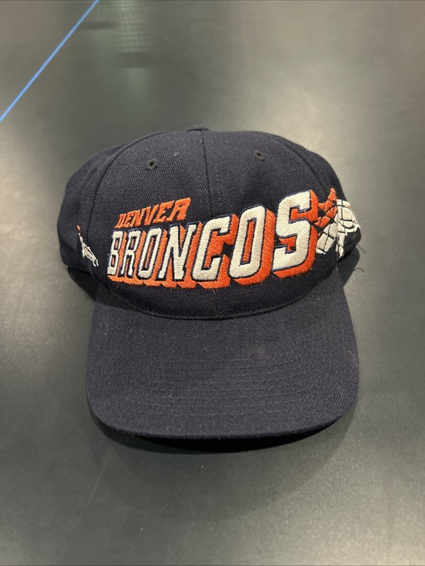 Vintage 1990s Sports Specialties Denver Broncos Shadow Snapback Hat NFL