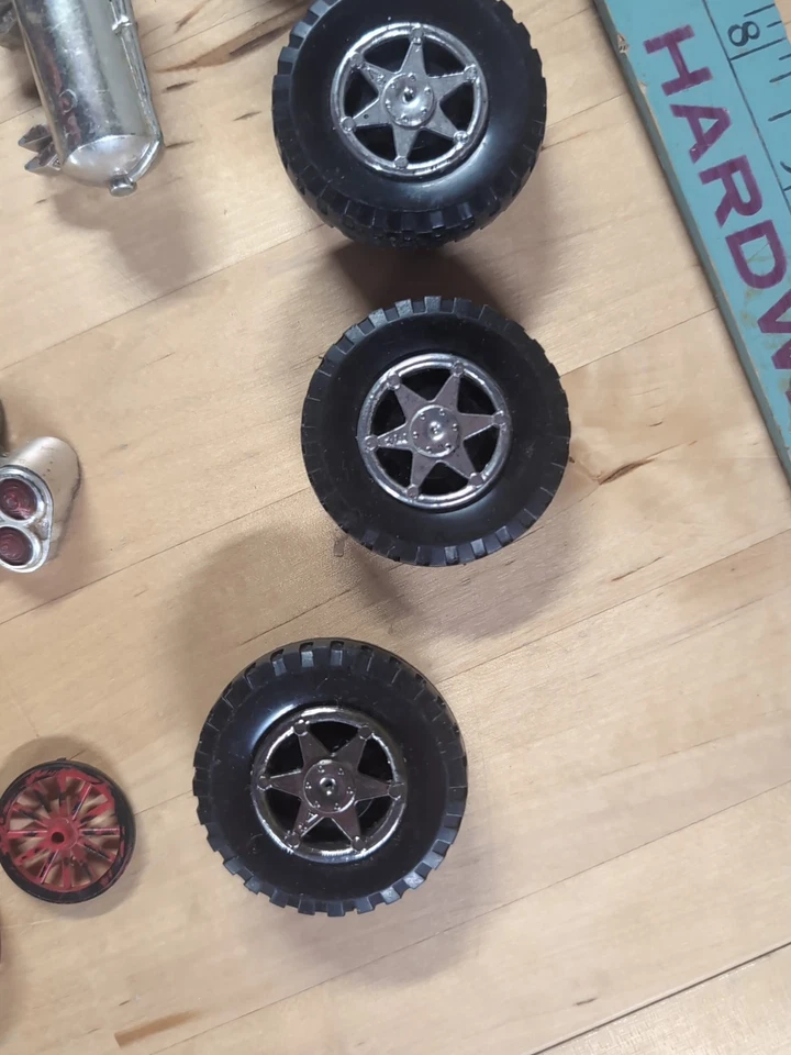 Piezas de repuesto de camión escalera de bomberos de lectura de lujo de los años 50??? Foto 2 de 4