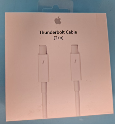 NEW SEALED Genuine  Apple Thunderbolt 2 Cable (2.0 m) -  6.6'  MD861LL/A A1410