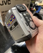 JVC GR-DX77U Still/Video Digital Camcorder