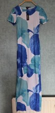 Boohoo Size 10 BNWT Maxi Dress Blue and White Floral Short Sleeve Crew Neck