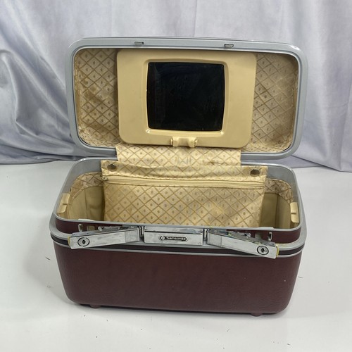 Vintage Samsonite Sentry Maroon Hard Train Make up Case Full Mirror & Tag No Key