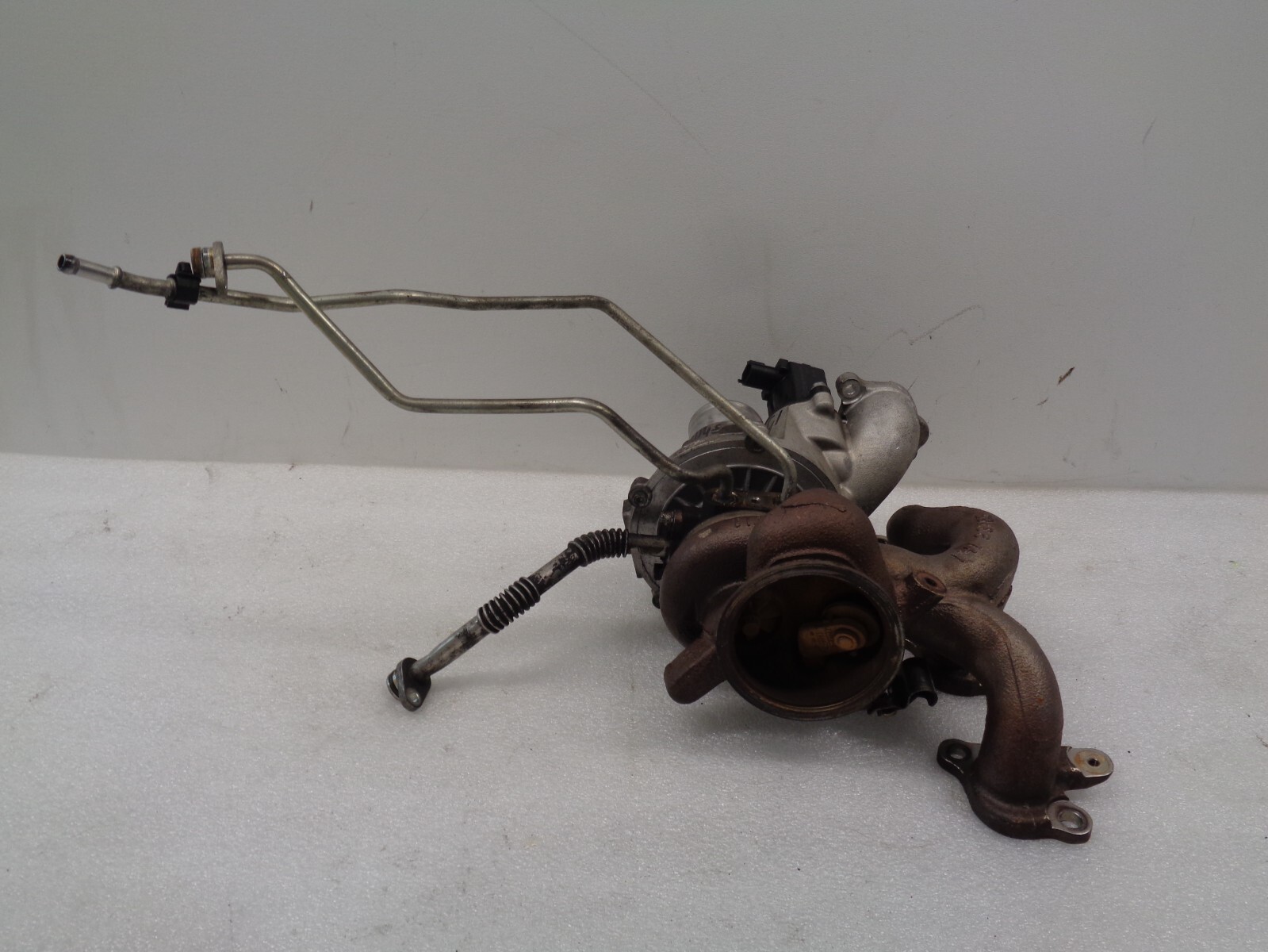 2014-2017 Maserati Ghibli 3.0L Left Driver Turbocharger Manifold OEM AK2402131