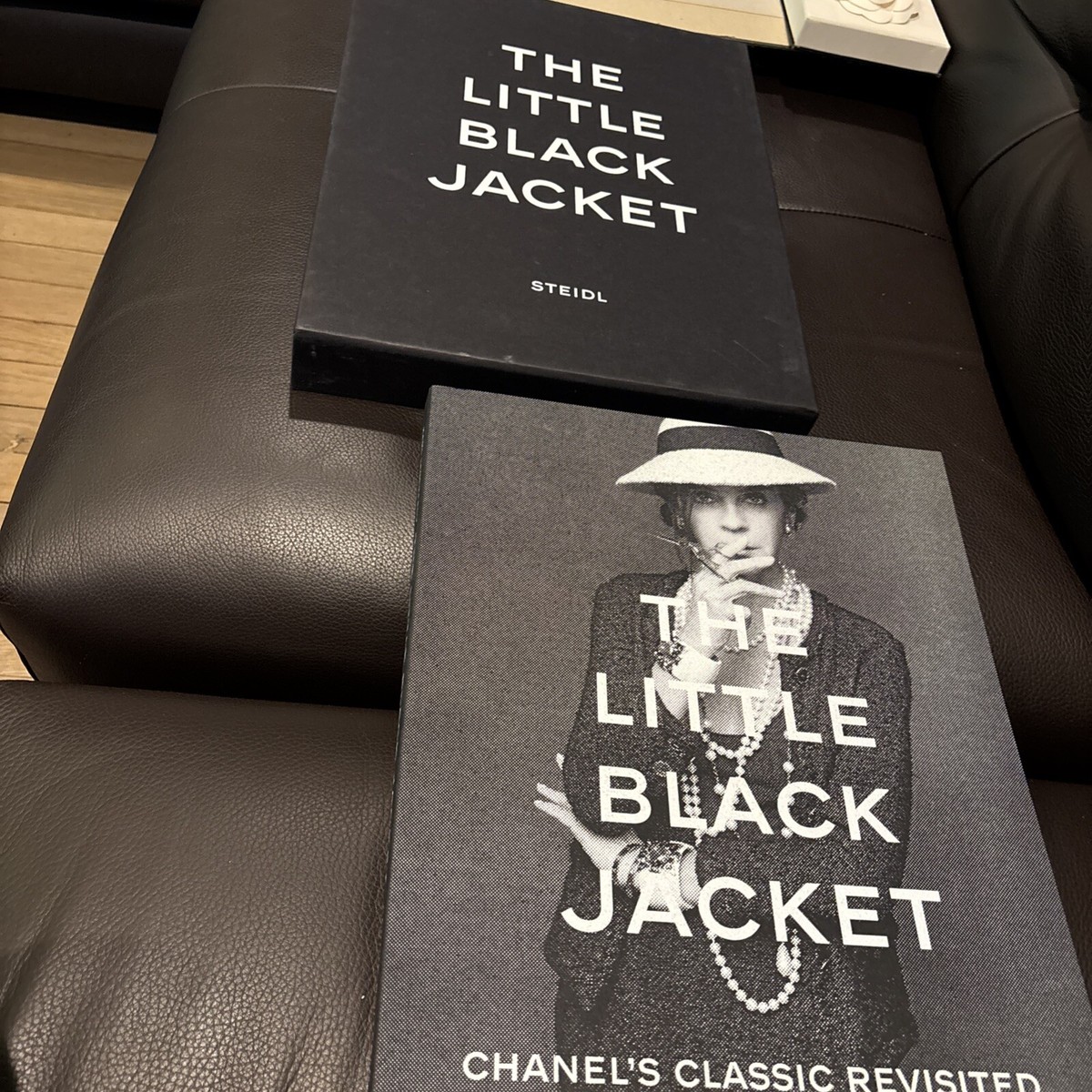 本 THE LITTLE BLACK JACKET STEIDL CHANEL