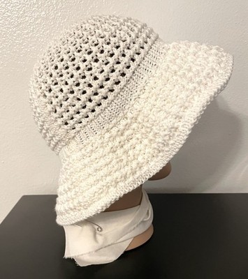 FOUND FEATHER -  KNIT SAFARI BUCKET DAISY MAY HAT - COTTON YARN - OFF WHITE