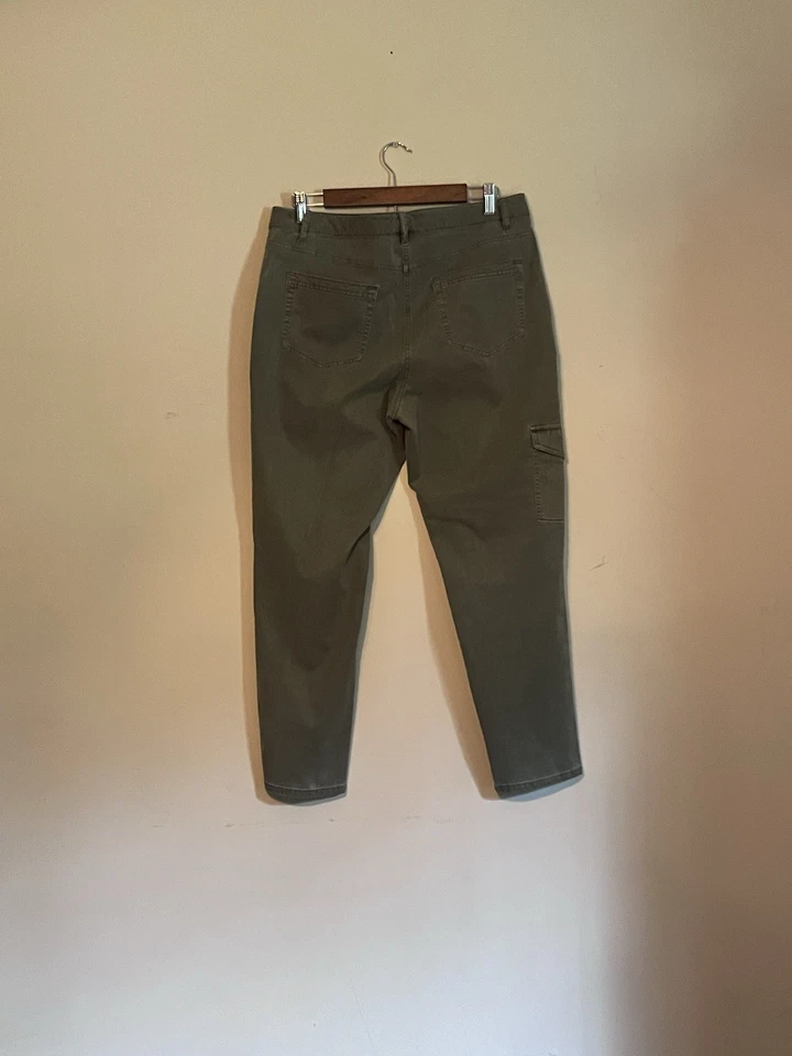 Pantalones cargo J. Jill sarga elástica verde oliva talla 12 Foto 3 de 4