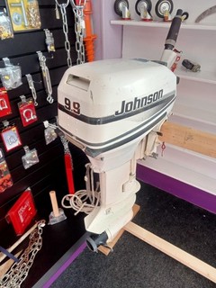 Outboard Johnson 9.8hpSS 2 Stroke Outboard Engine