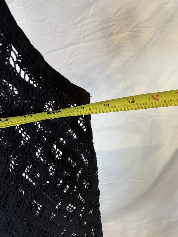 Banana Republic Black Crotchet Diamond Lace Racerback Tank Top Size Small - Image 4 of 4