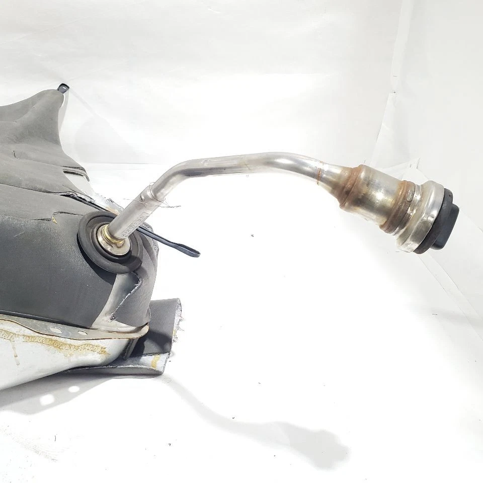 Tanque de combustível usado serve: 2002 Mercedes-benz Mercedes s-class 220 Tipo S350 Grau A - Imagem 2 de 4