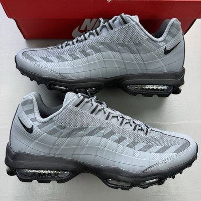 Größe 10   Nike Air Max 95 Ultra Caution Strip grau schwarz Turnschuhe HV6064-001