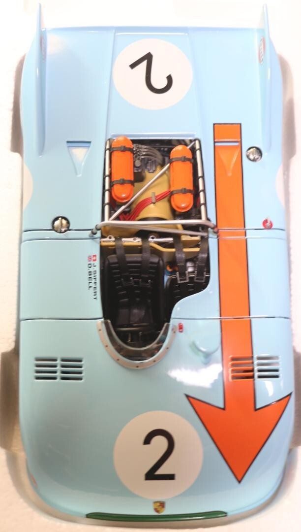 Autoart Signature 1/18 Porsche 908/03 Nurburgring 1971 Bell