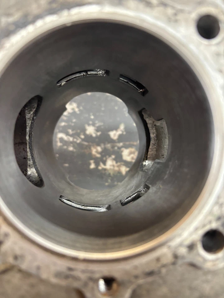 Cilindro moto de nieve Yamaha Phazer 485cc RW6859 Foto 3 de 4