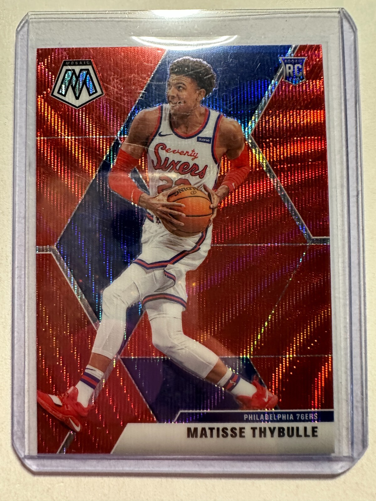 K55,667 - 2019-20 Panini Mosaic Mosaic Red Wave #245 Matisse Thybulle