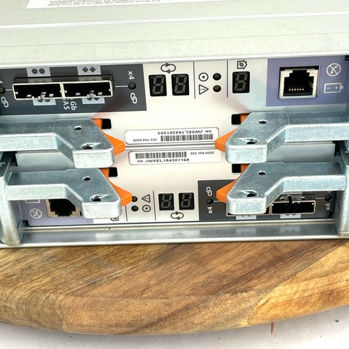 EMC SAE Hard Disk Expansion Array for 25x 2.5" SAS Drive, w/ Controllers & PSUs - Picture 8 of 12