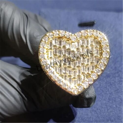Bague coeur homme personnalisée baguette diamant simulé plaqué or jaune 14 carats - Photo 1/9
