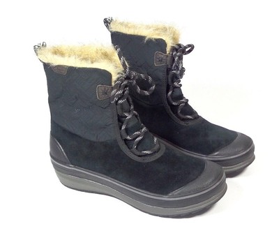 clarks women's muckers mist snow boot