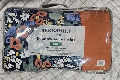 Berkshire, down alternative blanket, reversible, King, 114x100 IN