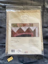 Heritage NEW in package #cn20168msg 20"x168" chantilly gold Mantle Scarf