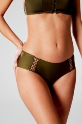 CHANTAL THOMASS SLIP GRÖSSE 40 URBANES MODELL REF T01C50