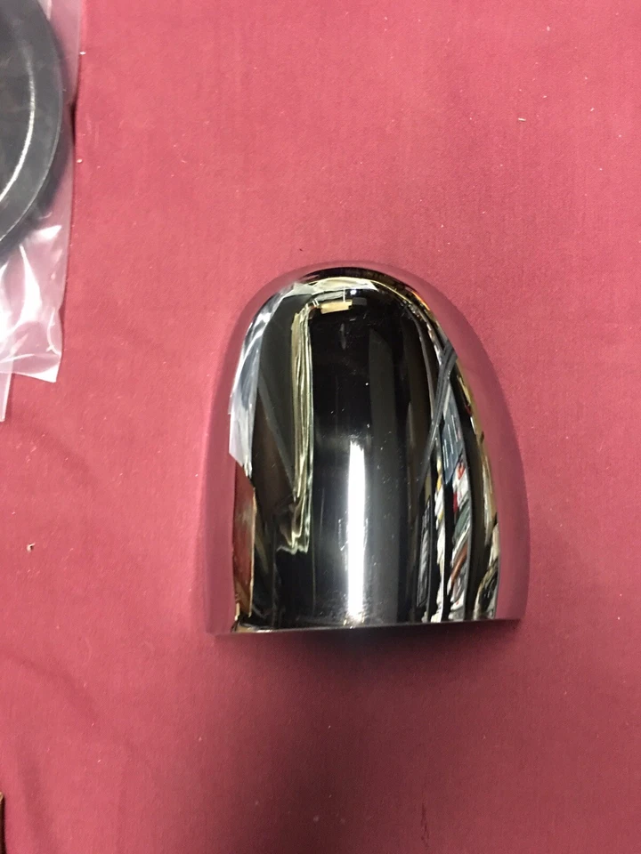 Guardabarros trasero Packard 300-400 1951-52 cubierta cromada 422470 nuevo de stock Foto 3 de 3