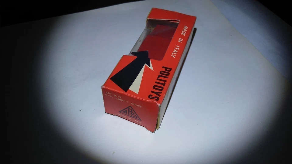 Politoys APS  1/41 Opel kadett coupe  - FIBRE GLASS - #79 - Immagine 3 di 4