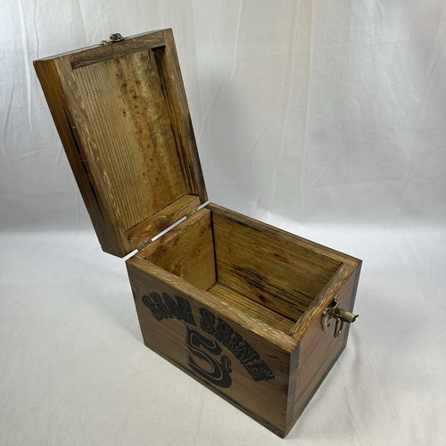 Vintage Wooden Shoe Shine Box 5 Cent with Foot Rest Brass Latch Hinges VTG - Picture 7 of 11