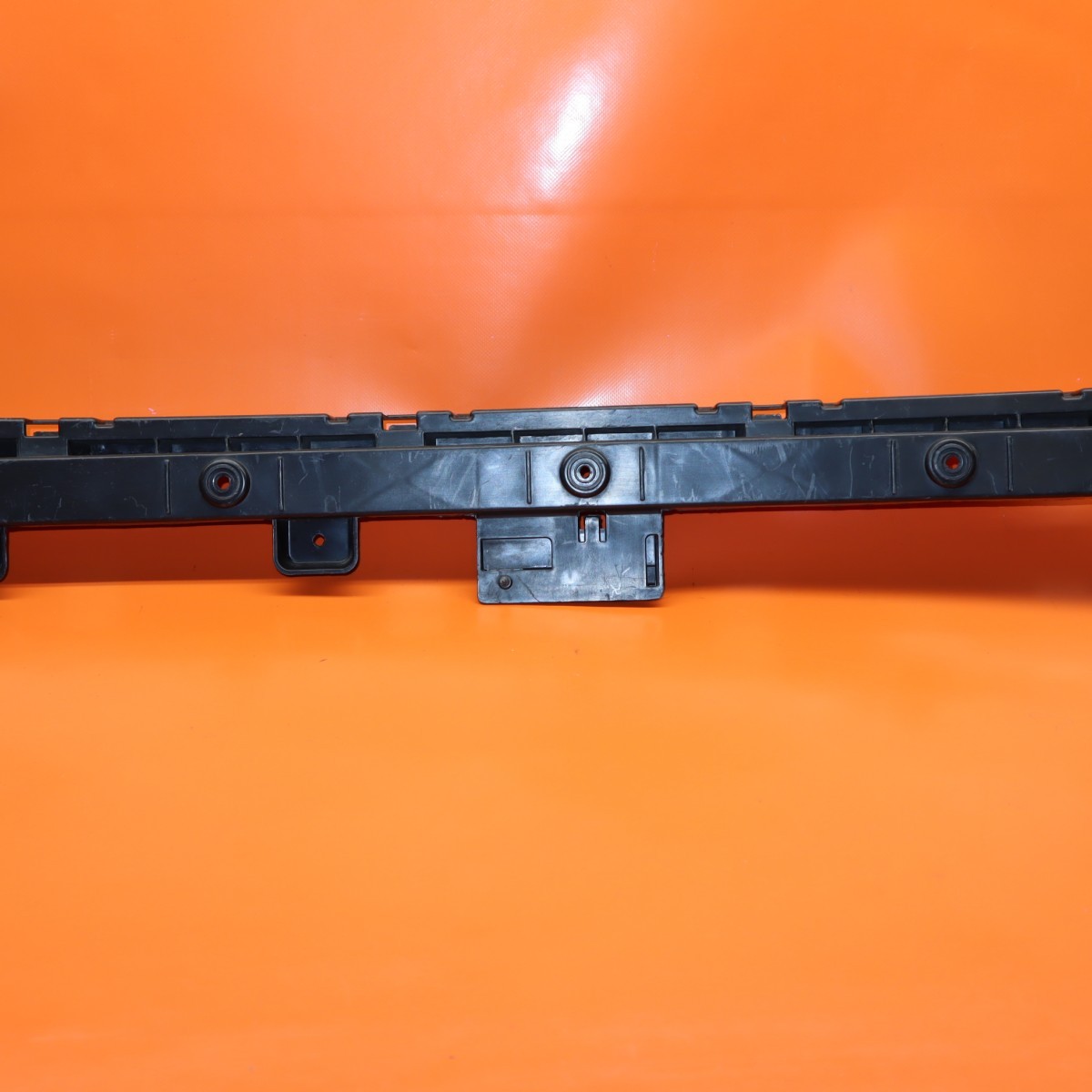 MASERATI GHIBLI REAR BUMPER BRACKET CENTER 2014 2015 2016 670004471 OEM